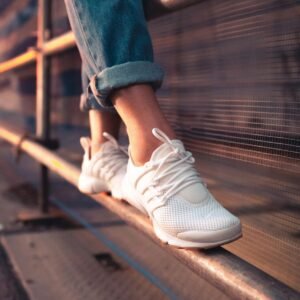 Breathable Mesh Sneakers – Lightweight & All-Day Comfort Shoes